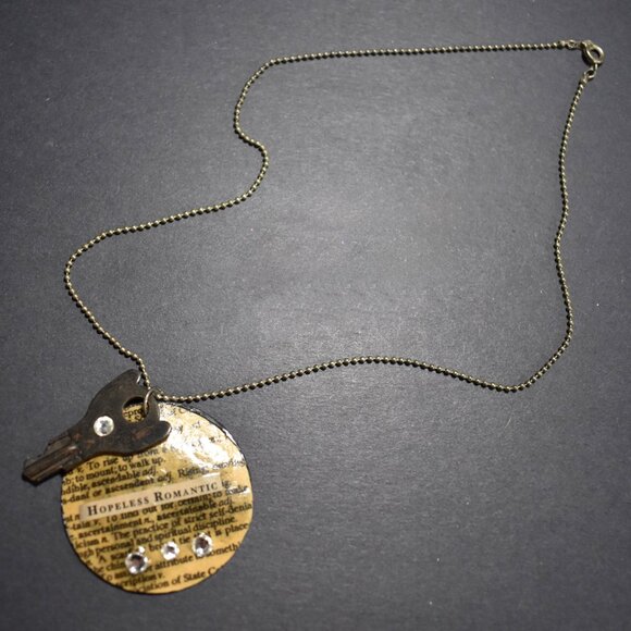 Hopeless Romantic handmade necklace with antique key and book page - Picture 3 of 4